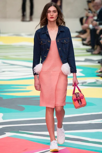 Look 8